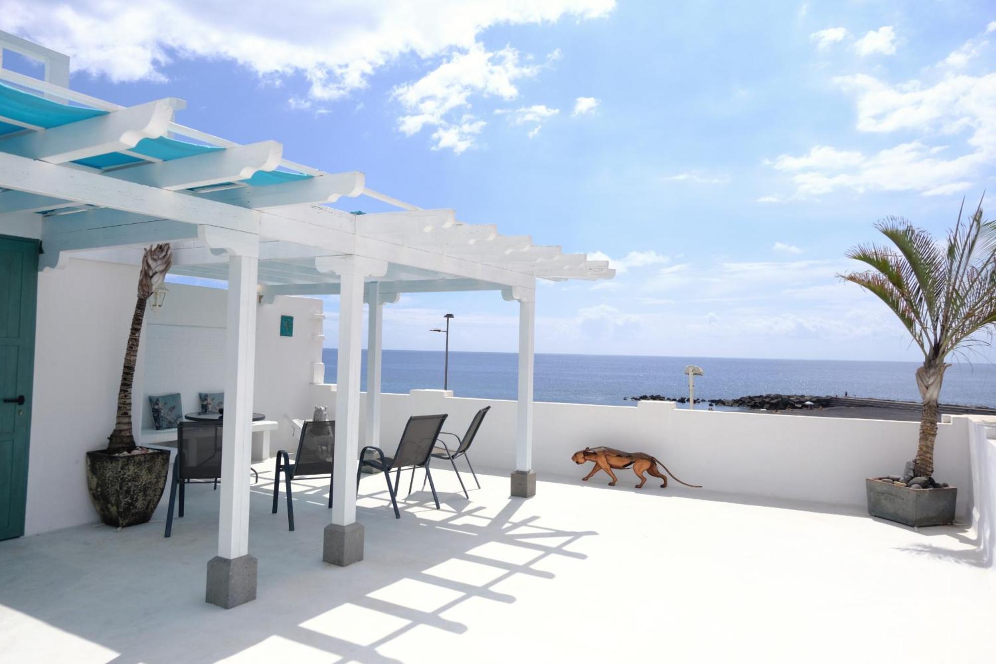 Rooftop Dreamhouse - 3Br With Seaviews Santa Cruz de la Palma  Kültér fotó