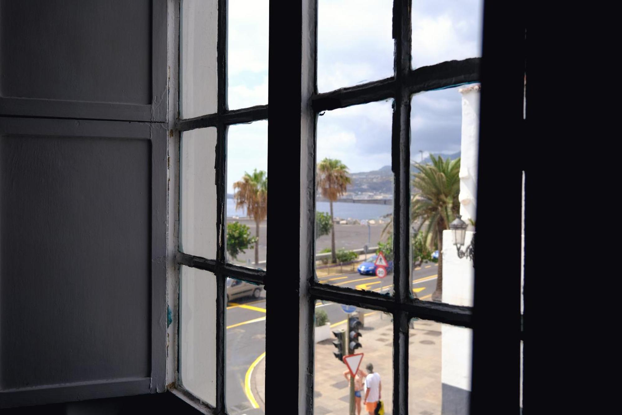 Rooftop Dreamhouse - 3Br With Seaviews Santa Cruz de la Palma  Kültér fotó